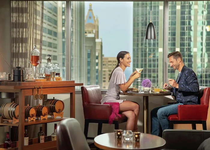 By Marriott Downtown Magnificent Mile Hotel
