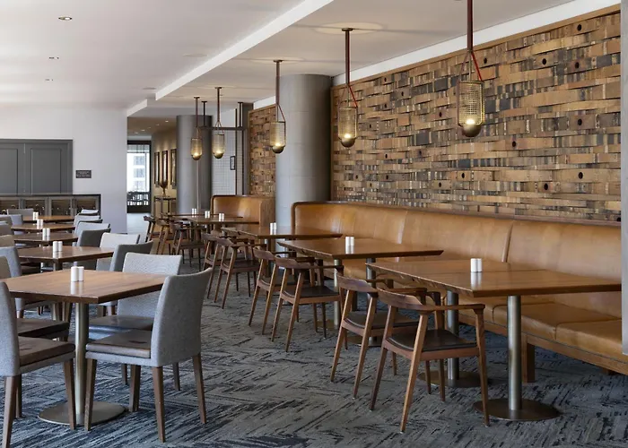 By Marriott Downtown Magnificent Mile Chicago