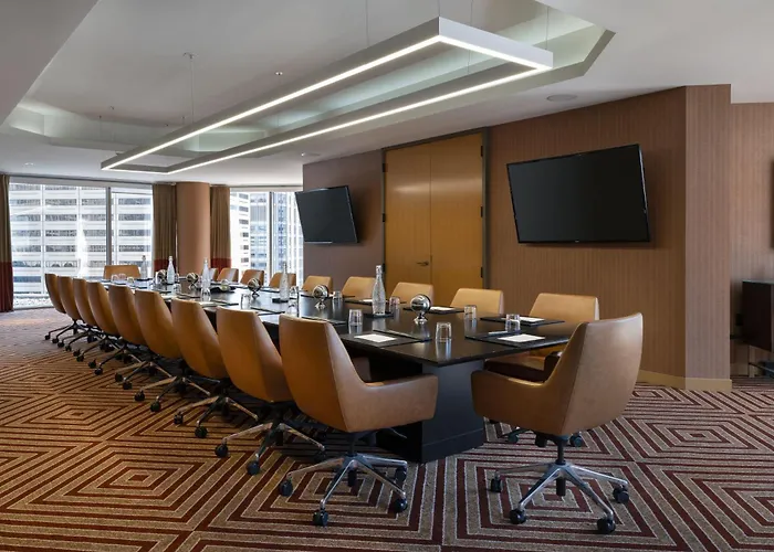 By Marriott Downtown Magnificent Mile Hotel Chicago