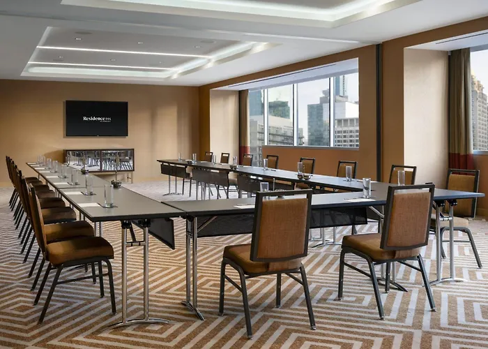By Marriott Downtown Magnificent Mile