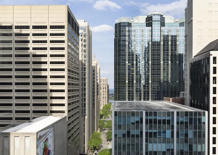By Marriott Downtown Magnificent Mile Hotel Chicago