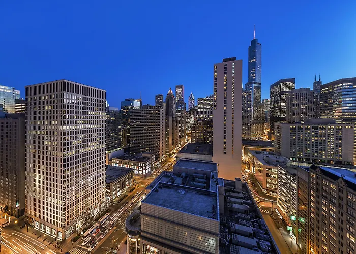 By Marriott Downtown Magnificent Mile Chicago