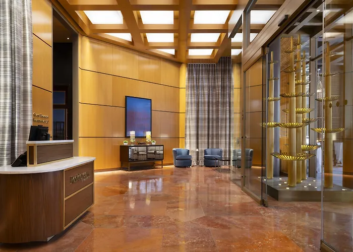 Hotel By Marriott Downtown Magnificent Mile Chicago