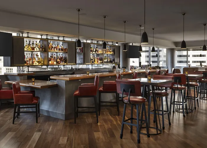 Hotel By Marriott Downtown Magnificent Mile